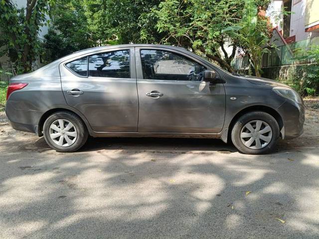 https://images10.gaadi.com/usedgaadi-sellcar/UsedCar/d0be5341-526e-496e-b7d8-c1680310bad3/03da3371-44b1-41b5-9c54-56d67b96106b.jpg?imwidth=6401