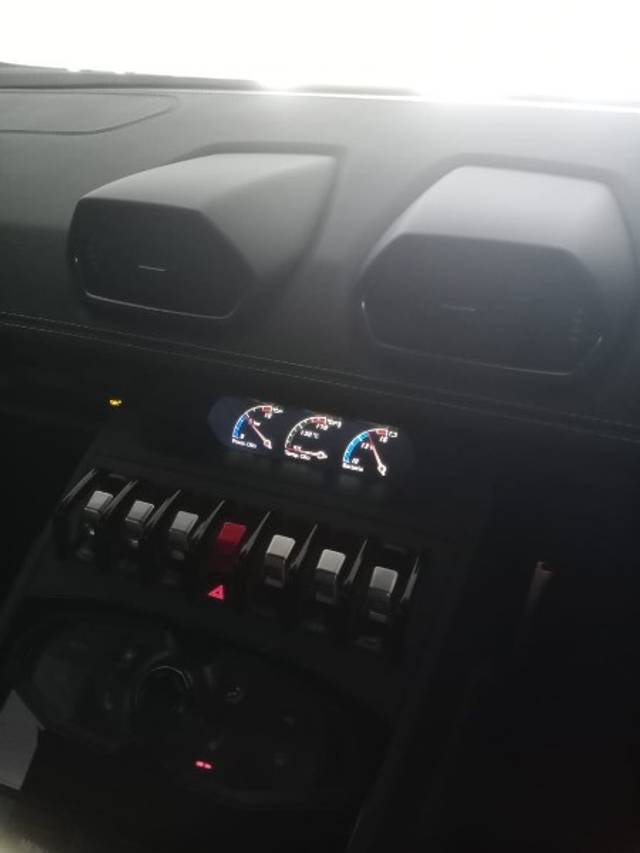 https://images10.gaadi.com/usedgaadi-sellcar/UsedCar/d0ec507f-bf75-4139-bb6b-3bc6e82f3513/115afd84-71e2-4102-9129-1de842f9bcc3.jpeg?imwidth=6402