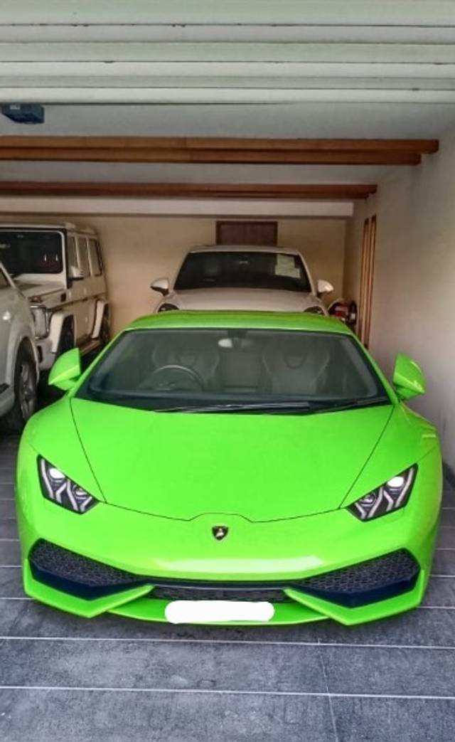 https://images10.gaadi.com/usedgaadi-sellcar/UsedCar/d0ec507f-bf75-4139-bb6b-3bc6e82f3513/74b6e3f8-936e-44c7-a113-fb1e9bded943.jpeg?imwidth=6400