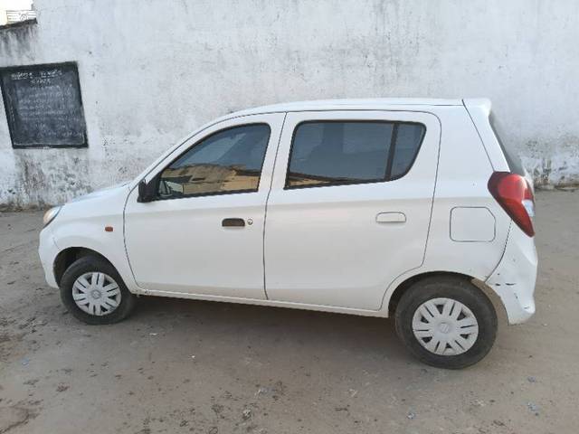 https://images10.gaadi.com/usedgaadi-sellcar/UsedCar/d1975ae3-d932-439f-9eec-5d6b202772eb/7188ef83-d0a3-474e-9f96-fcd56c55dbe9.jpg?imwidth=6401