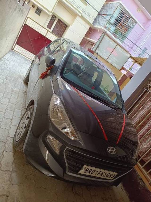 https://images10.gaadi.com/usedgaadi-sellcar/UsedCar/d21aea15-38a1-45a3-ba63-271252b615e1/721d900a-cf2c-456d-bc48-0b3df8c26104.jpg?imwidth=6400