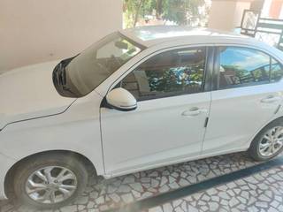 Honda Amaze 2016-2021 Honda Amaze VX CVT Petrol BSIV