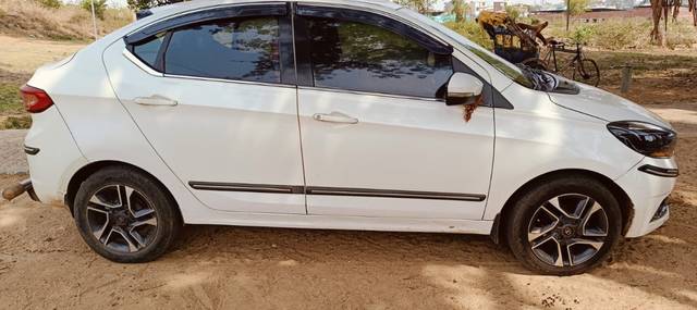 https://images10.gaadi.com/usedgaadi-sellcar/UsedCar/d2a0eed6-9aea-43d5-976e-3a96458500e1/ebdb2bd8-3e6e-4030-92e1-0cfc2297406c.jpg?imwidth=6401