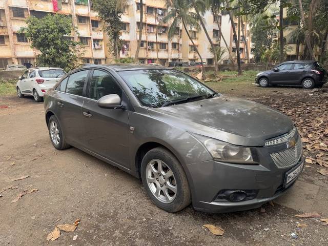 https://images10.gaadi.com/usedgaadi-sellcar/UsedCar/d3756fc9-87ec-45e6-b9a4-6dcac1cfff52/33034a40-650b-480a-be2d-29f084a70140.jpeg?imwidth=6401