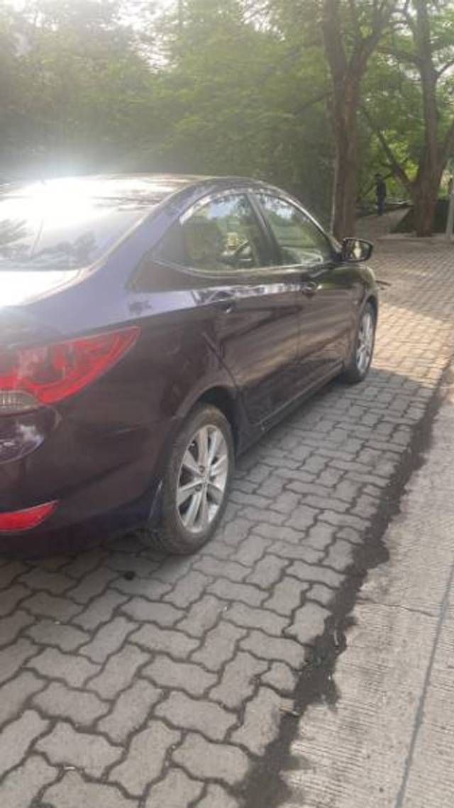 https://images10.gaadi.com/usedgaadi-sellcar/UsedCar/d376ce43-1beb-4cc1-9cbb-8eb7f18fffbc/f44b427b-2520-445a-aca8-b213da7ebcd4.jpg?imwidth=6401