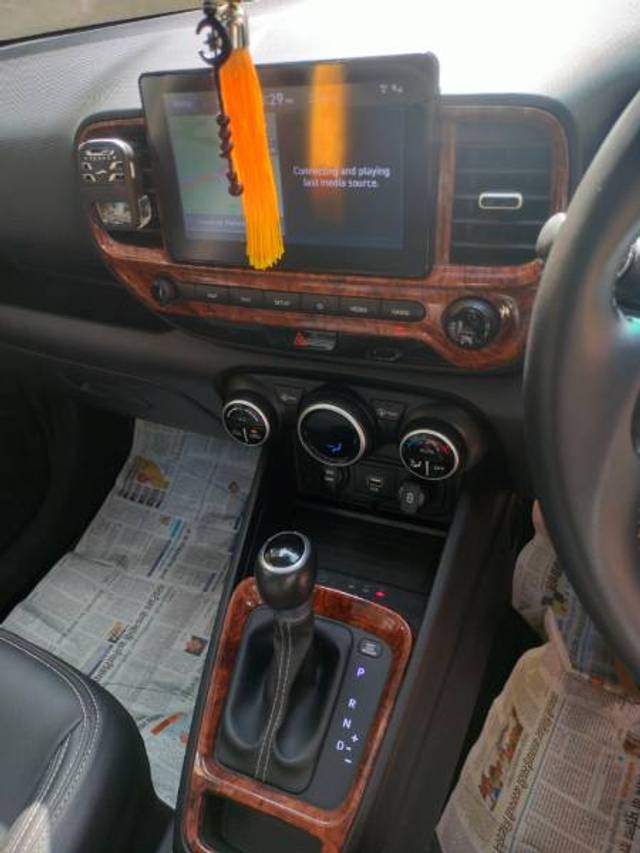 https://images10.gaadi.com/usedgaadi-sellcar/UsedCar/d3c7740d-759f-4f7b-ad2a-cb99fc28eea6/db7afe7b-a1af-427e-80e5-8711b39c7364.jpg?imwidth=6402