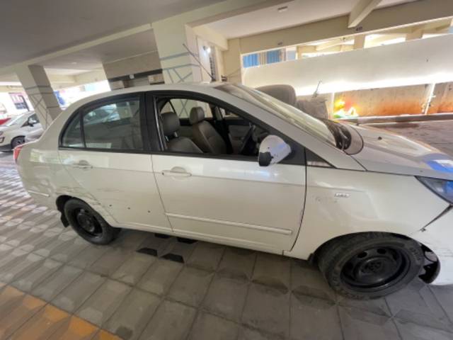https://images10.gaadi.com/usedgaadi-sellcar/UsedCar/d42f8a2d-af03-40ca-87fd-bb961dd2f682/d139ac63-c77d-4efb-a4f9-1420c1a6d054.jpeg?imwidth=6401