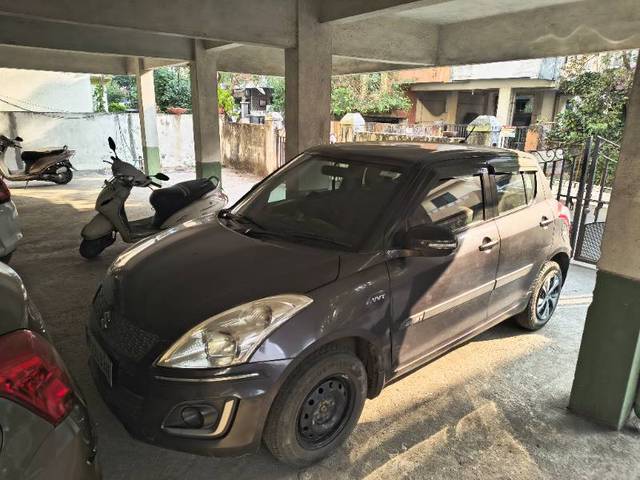 https://images10.gaadi.com/usedgaadi-sellcar/UsedCar/d4463a44-0e7e-4996-b3d4-127d4dca3ba5/ad874998-be7e-4fc2-9330-b240e6194bf0.jpg?imwidth=6400