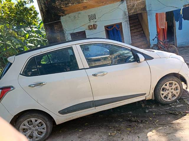 https://images10.gaadi.com/usedgaadi-sellcar/UsedCar/d4cf94b4-d2e0-4400-962d-c6d879fbd0be/c8fa4967-60fd-4c7e-82c6-1a4b42d52b73.jpg?imwidth=6401