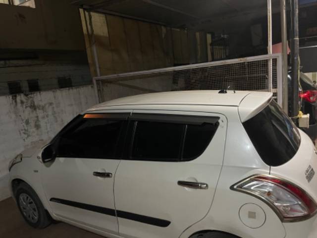 https://images10.gaadi.com/usedgaadi-sellcar/UsedCar/d4d0a75d-7d25-4929-b2e1-211a84a8185c/e6320854-b824-4ae7-94ed-680c18c1a771.jpeg?imwidth=6402