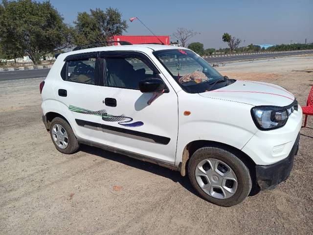 https://images10.gaadi.com/usedgaadi-sellcar/UsedCar/d4d801ba-6cc4-4023-811e-5093e5646a15/eafba861-dbd5-4605-bcbc-a3ac2276cc4a.jpg?imwidth=6400