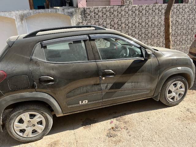 https://images10.gaadi.com/usedgaadi-sellcar/UsedCar/d501f906a/4fdcffd4-17df-40e1-b0f4-7e3ff990d80c.jpeg?imwidth=6400