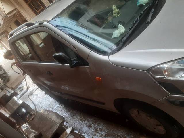 https://images10.gaadi.com/usedgaadi-sellcar/UsedCar/d505ff9da/e5088cb3-8f95-42ce-aaf1-5c20d6b1dc2b.jpg?imwidth=6401