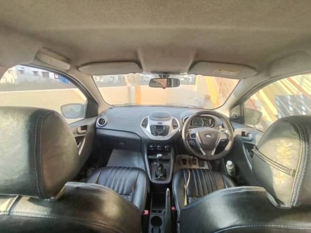 https://images10.gaadi.com/usedgaadi-sellcar/UsedCar/d506f0d0a/0a998c59-d3ec-4bc7-bc8c-cf61f674c360.jpg?imwidth=6402