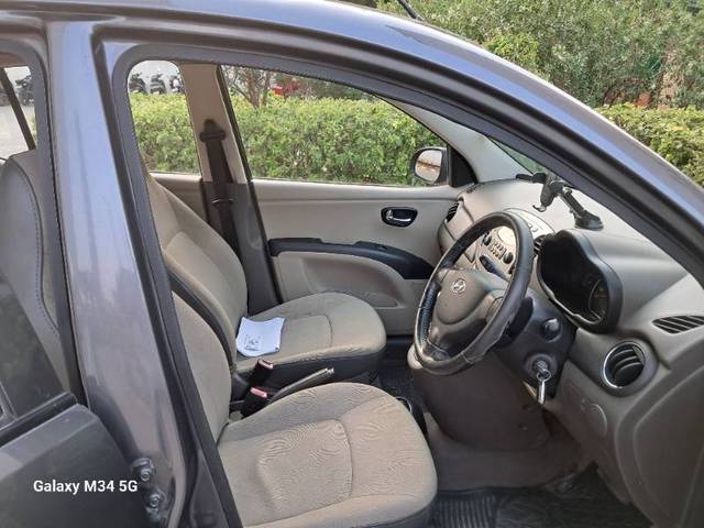 https://images10.gaadi.com/usedgaadi-sellcar/UsedCar/d5070c73a/deaef6db-a233-4bd5-868b-b5382def3684.jpg?imwidth=6402