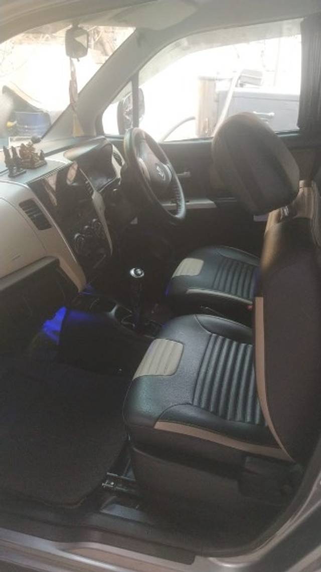 https://images10.gaadi.com/usedgaadi-sellcar/UsedCar/d5094687a/fcb239e6-8985-4898-a5ee-8a42ed741fec.jpeg?imwidth=6401