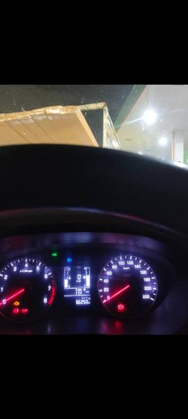 https://images10.gaadi.com/usedgaadi-sellcar/UsedCar/d50c55fca/cb083a78-5e88-4b4c-ab9f-7aa978113906.jpg?imwidth=6401