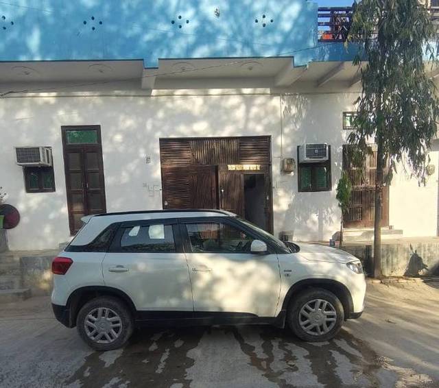 https://images10.gaadi.com/usedgaadi-sellcar/UsedCar/d50d49f1a/c21d228f-db20-44fd-bcec-f4fc0079649a.jpeg?imwidth=6401