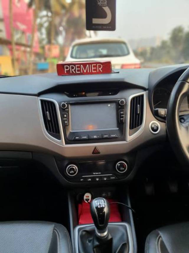 https://images10.gaadi.com/usedgaadi-sellcar/UsedCar/d50e4769-3637-44ee-b2b6-f49b5926fc07/1f130b34-b699-478c-b359-046e657901c7.jpg?imwidth=6402