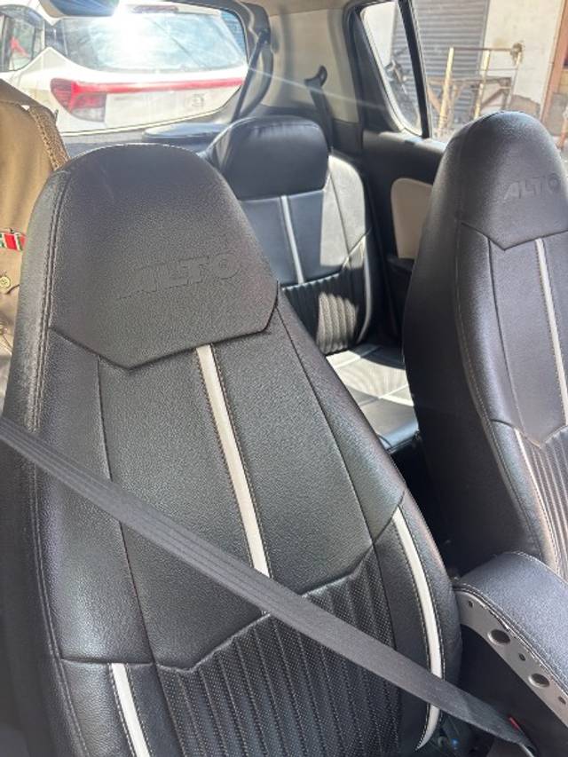 https://images10.gaadi.com/usedgaadi-sellcar/UsedCar/d50e7993a/a0130b2d-3bb8-47d4-b170-8945b6a68811.jpeg?imwidth=6401