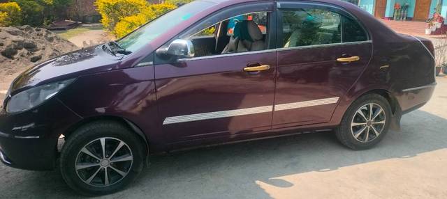 https://images10.gaadi.com/usedgaadi-sellcar/UsedCar/d5110c9aa/496b79e9-59c6-43e3-bb6a-9bd9882752a1.jpg?imwidth=6402