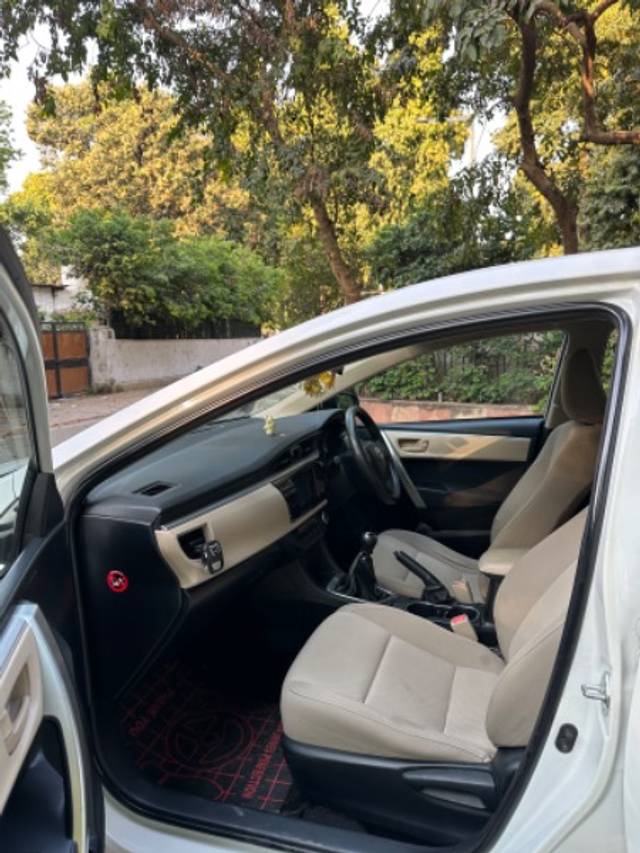 https://images10.gaadi.com/usedgaadi-sellcar/UsedCar/d5110c9ba/da4091ed-b955-40a3-a342-89c536d47b3b.jpeg?imwidth=6402