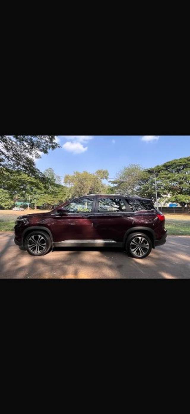 https://images10.gaadi.com/usedgaadi-sellcar/UsedCar/d5125eaba/9a42c955-8126-4a0c-8bcd-d4c95f1eee03.jpeg?imwidth=6401