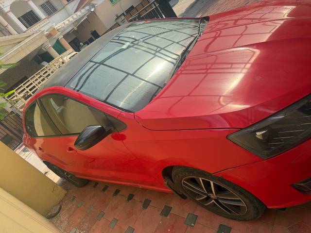 https://images10.gaadi.com/usedgaadi-sellcar/UsedCar/d515b5eba/63e2e3f8-7fa0-4ba3-849f-a3c4f058d6f7.jpeg?imwidth=6402