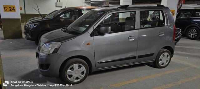 https://images10.gaadi.com/usedgaadi-sellcar/UsedCar/d5187919a/1a176dd5-058e-4f77-bab5-f9aa23933c88.jpg?imwidth=6401