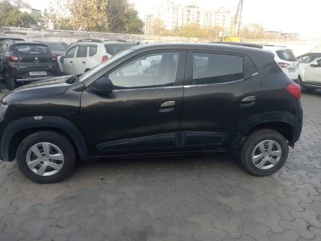 https://images10.gaadi.com/usedgaadi-sellcar/UsedCar/d5195560a/b985d883-b4f5-47c6-aac5-3f79175085e1.jpeg?imwidth=6401