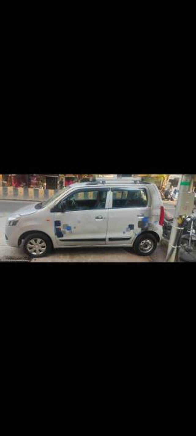 https://images10.gaadi.com/usedgaadi-sellcar/UsedCar/d519799aa/b061b937-5a94-4237-80fd-bb1fb8dadd21.jpg?imwidth=6402