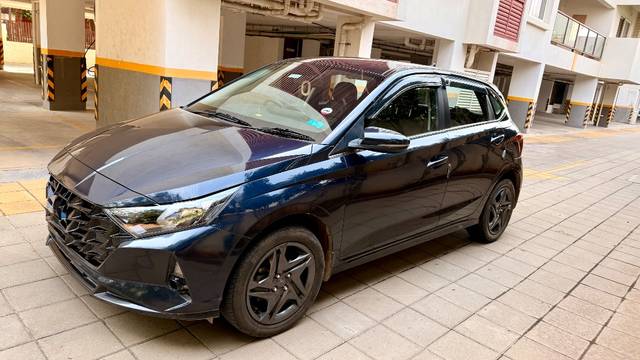 https://images10.gaadi.com/usedgaadi-sellcar/UsedCar/d519f739a/70084447-7c91-4434-a4a9-d9501ee35963.jpeg?imwidth=6400