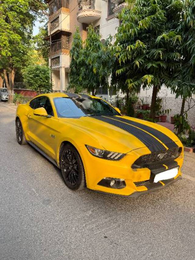 https://images10.gaadi.com/usedgaadi-sellcar/UsedCar/d51de349a/d0c43cd9-8d57-43d1-bf8d-81c5d0e04a88.jpg?imwidth=6400
