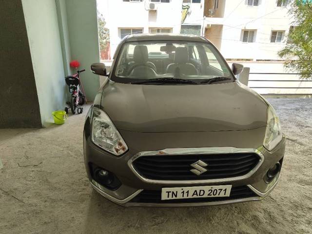 https://images10.gaadi.com/usedgaadi-sellcar/UsedCar/d51e26aca/8e634840-c491-4625-982f-7584ac07c175.jpg?imwidth=6400