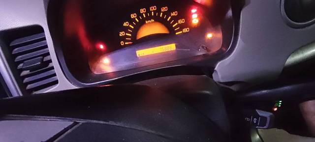 https://images10.gaadi.com/usedgaadi-sellcar/UsedCar/d52148a4a/802306de-02f0-4a5b-a271-3cad2c5e848a.jpg?imwidth=6402