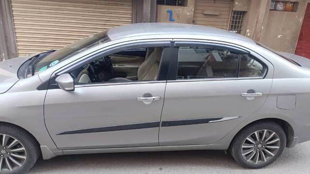 https://images10.gaadi.com/usedgaadi-sellcar/UsedCar/d5252e65a/f84d2a93-4053-4adf-ba41-bade4608b547.jpeg?imwidth=6401
