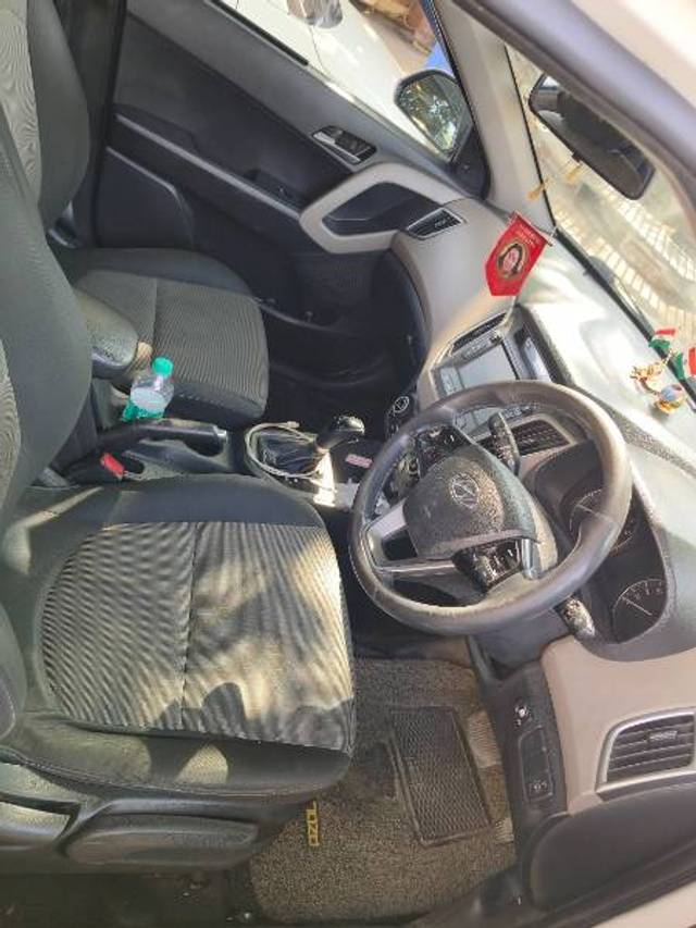 https://images10.gaadi.com/usedgaadi-sellcar/UsedCar/d527505aa/32ed1a13-f6bc-472c-8832-beb424f10db9.jpg?imwidth=6401