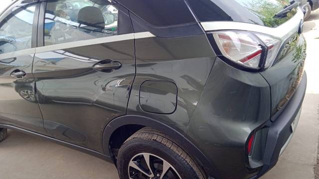 https://images10.gaadi.com/usedgaadi-sellcar/UsedCar/d527cc23a/c792536c-ef18-403f-85f8-dbc8af3bf12f.jpeg?imwidth=6402