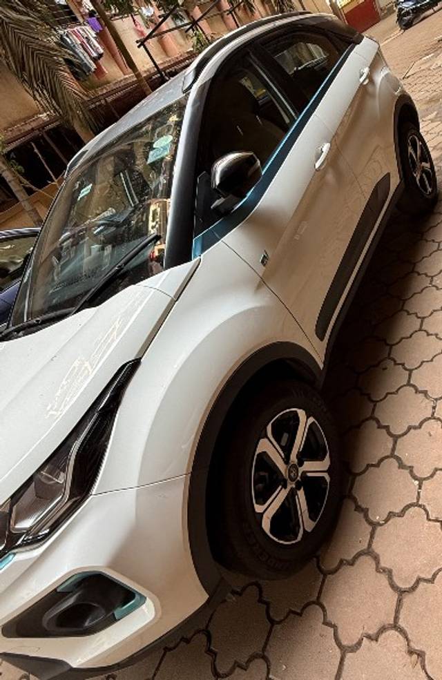 https://images10.gaadi.com/usedgaadi-sellcar/UsedCar/d5299726a/4e0fcb88-fe53-40dc-80cb-3ba6350c1b63.jpeg?imwidth=6401