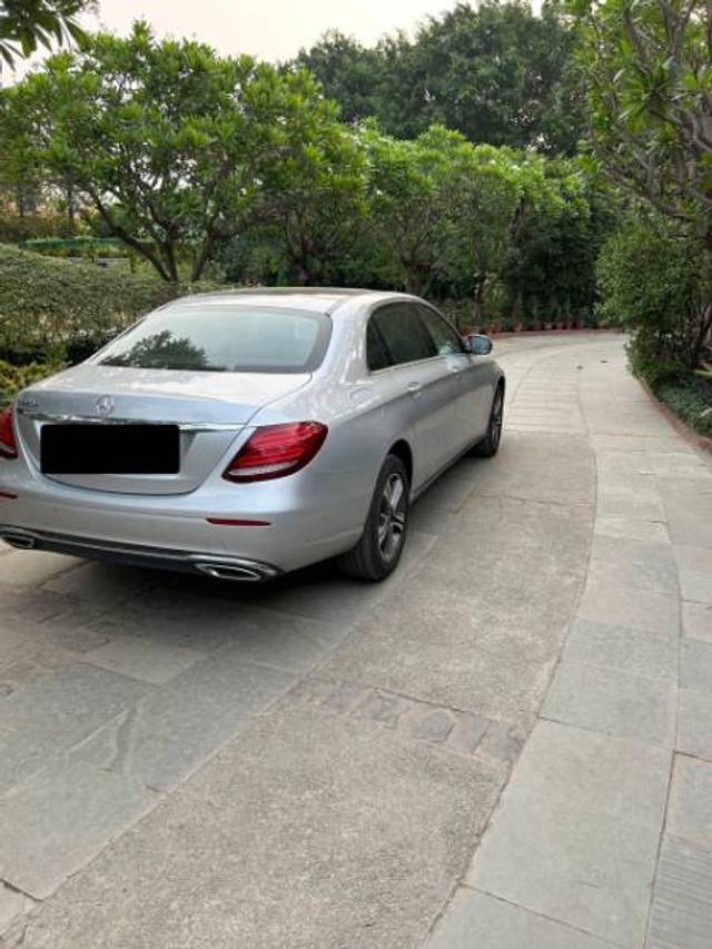 https://images10.gaadi.com/usedgaadi-sellcar/UsedCar/d52b5d84a/d240c855-35df-467b-b534-39ab5122be70.JPG?imwidth=6402