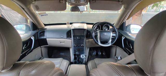 https://images10.gaadi.com/usedgaadi-sellcar/UsedCar/d52d7b8aa/18a6a5d4-b1c9-4338-9bad-63c448c52d30.jpg?imwidth=6402