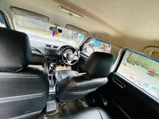 https://images10.gaadi.com/usedgaadi-sellcar/UsedCar/d52e3d06a/bcdcae28-b0ca-4247-99d4-4c71f7e3675a.jpeg?imwidth=6401
