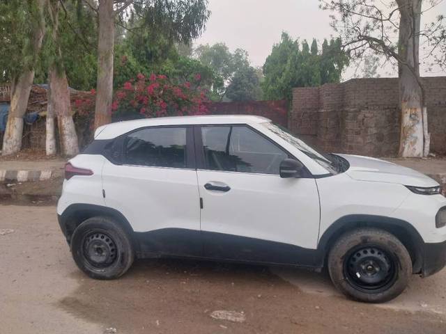 https://images10.gaadi.com/usedgaadi-sellcar/UsedCar/d52fc829a/d994de10-0161-461d-8675-b198bce6451c.jpg?imwidth=6400