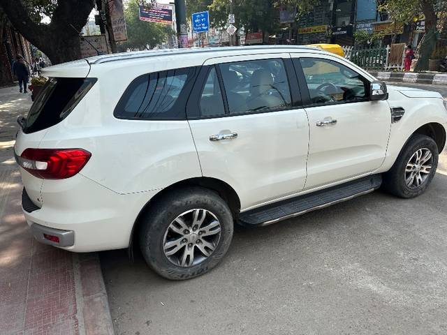 https://images10.gaadi.com/usedgaadi-sellcar/UsedCar/d5307d0ba/0b39527f-a51b-4ada-8c92-469daab28af4.jpeg?imwidth=6402