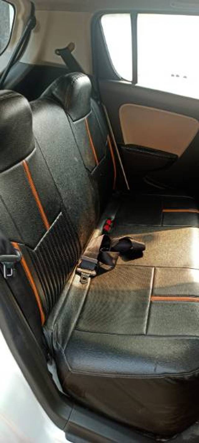 https://images10.gaadi.com/usedgaadi-sellcar/UsedCar/d531076fa/9abe6c67-2864-4019-a6af-67fcee8a98f2.jpg?imwidth=6401