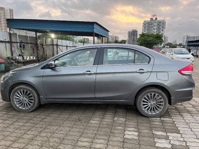 https://images10.gaadi.com/usedgaadi-sellcar/UsedCar/d53201a0a/b2462d59-dcc9-4038-a351-0e9ec0878f86.jpeg?imwidth=6400
