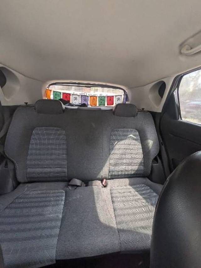 https://images10.gaadi.com/usedgaadi-sellcar/UsedCar/d5333dc1a/f38c4c96-f560-4ae1-9d57-6290a79d9607.jpg?imwidth=6401