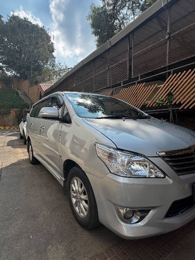 https://images10.gaadi.com/usedgaadi-sellcar/UsedCar/d5355348a/ce9ca118-400e-4af5-9943-062be1a1ff32.jpeg?imwidth=6400