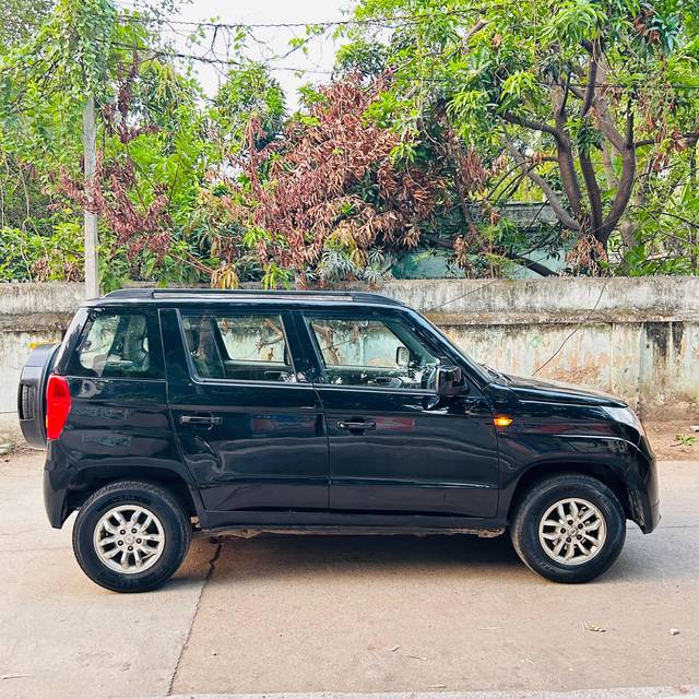 https://images10.gaadi.com/usedgaadi-sellcar/UsedCar/d536dfc8a/e4d425e5-b363-43c4-aa8b-8071af5ed08b.jpeg?imwidth=6401