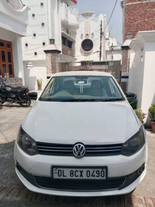 https://images10.gaadi.com/usedgaadi-sellcar/UsedCar/d538430aa/ebdd52df-c23a-44da-8d65-abf254301cf3.jpg?imwidth=6400